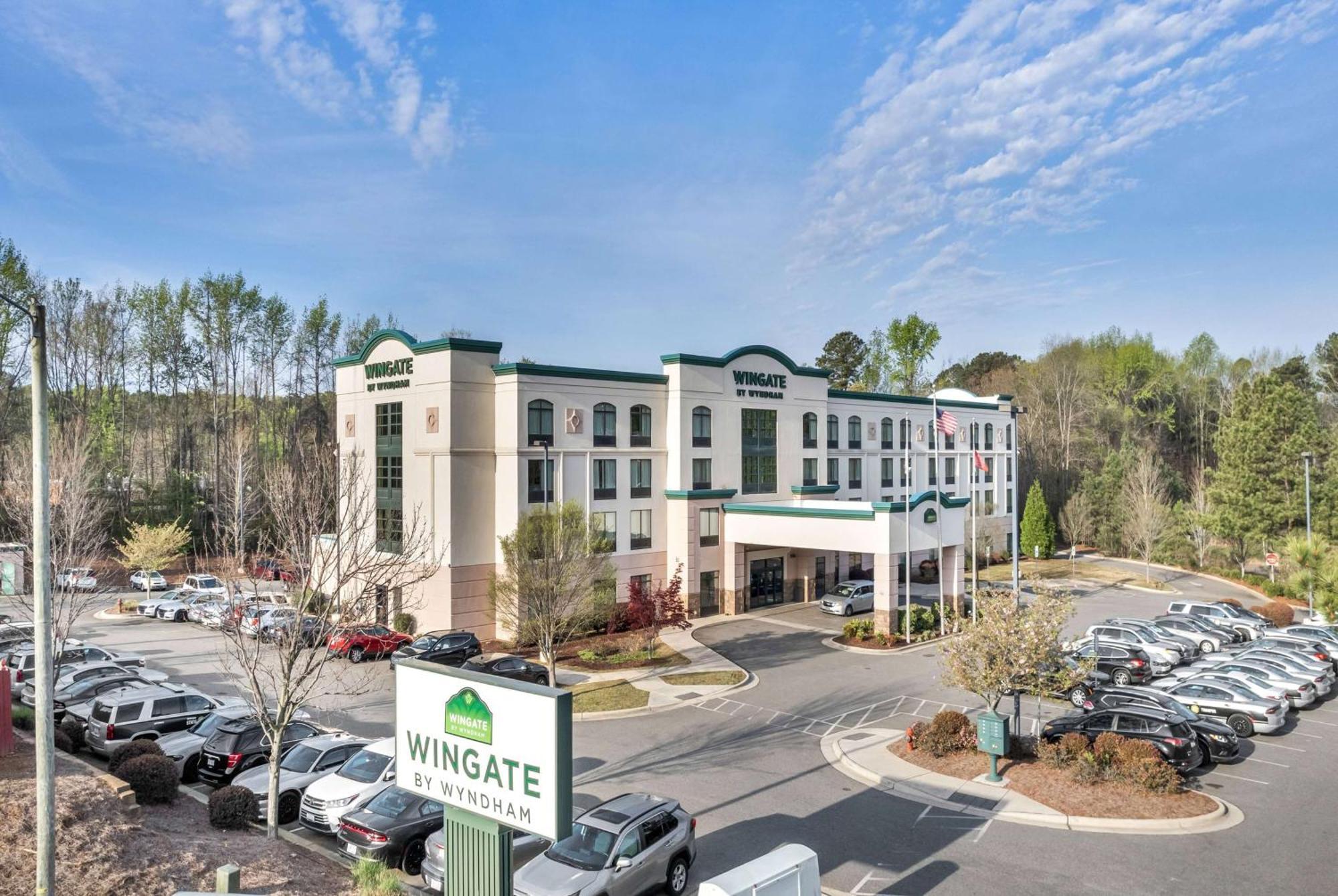 Wingate By Wyndham State Arena Raleigh/Cary Hotel Экстерьер фото